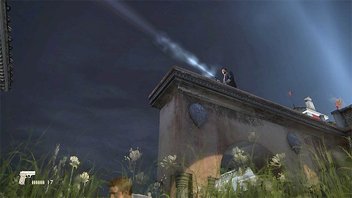 Ostatnia część przeprawy mającej na celu dotarcie do sali balowej jest najkrótsza, ale nie oznacza to, że nie przysporzy ci ona żadnych kłopotów - Uncharted 4 Kres Złodzieja: Rozdział 7 Zgaszone światła - solucja, opis przejścia - Uncharted 4: Kres Złodzieja - poradnik do gry