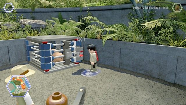 Uwolnij świnię z klatki i wsiądź na nią po czym udaj się na linię startu i ukończ wyścig - Zachodni bulwar | Jurassic World - sekrety - LEGO Jurassic World - poradnik gry