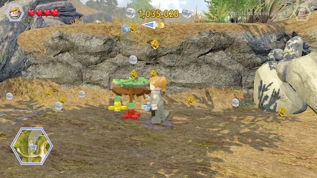 Po wskoczeniu na wzniesienie, podejdź jako Billy do statywu by wykonać zdjęcie do swojej kolekcji - Mobilne laboratorium | Jurassic Park The Lost World - sekrety - LEGO Jurassic World - poradnik gry