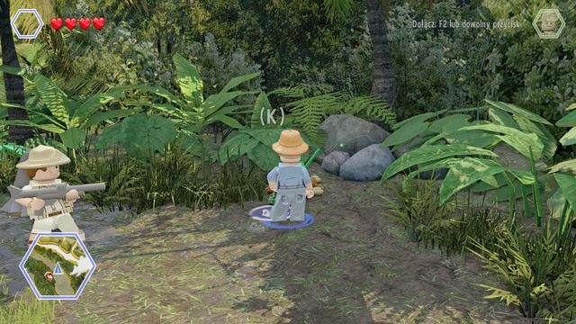 Podejdź jako Ellie to roślinki i podlej ją - Wysoka trawa | Jurassic Park The Lost World - sekrety - LEGO Jurassic World - poradnik gry