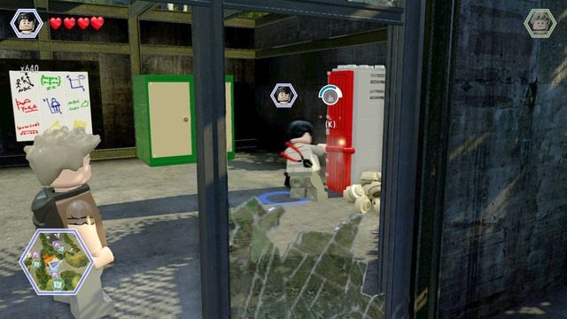 Trzecia literka będzie schowana w budynku - Ośrodek InGenu | Jurassic Park III - sekrety - LEGO Jurassic World - poradnik gry