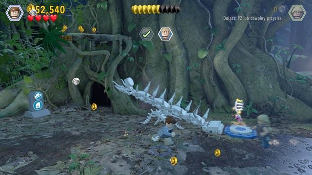 Z rozsypanych na ziemi klocków stwórz katapultę - Utrata mocy | Jurasic Park - opis przejścia - LEGO Jurassic World - poradnik gry