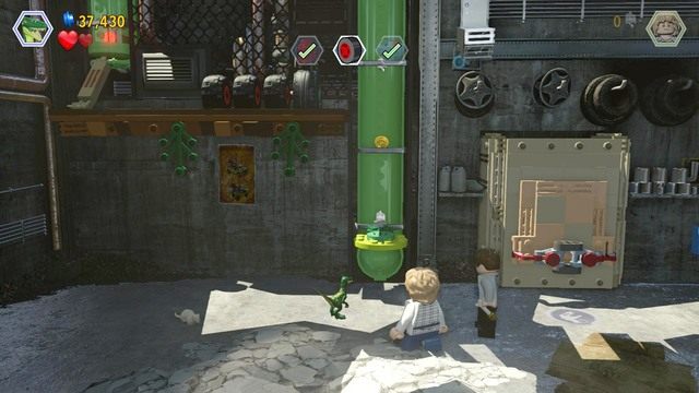 Zmień postać na dinozaura i podejdź do widocznej na obrazku rury - Na wolności | Jurassic World - opis przejścia - LEGO Jurassic World - poradnik gry