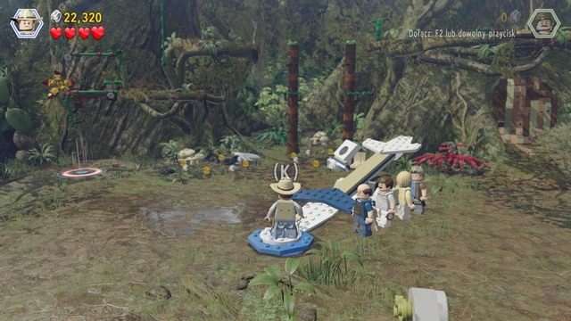 Zmień postać i stwórz z zepchniętych klocków katapultę - Spinozaur | Jurassic Park III - opis przejścia - LEGO Jurassic World - poradnik gry