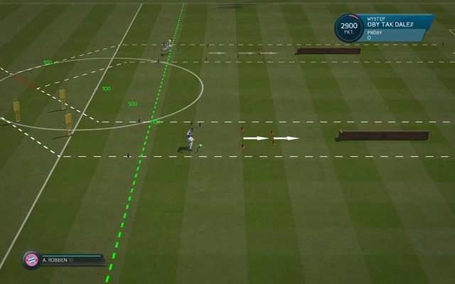 W tym wyzwaniu staniemy przed zadaniem pokonanie kilku odcinków, korzystając z różnorodnych sztuczek technicznych - Drybling | Gry treningowe w FIFA 16 - FIFA 16 - poradnik do gry