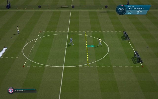 W wyzwaniu finałowym - a jakże - musimy pokonać tor przeszkód - Drybling | Gry treningowe w FIFA 16 - FIFA 16 - poradnik do gry