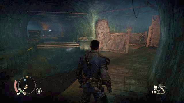 Pierwsze rozwidlenie, w prawo trzech przeciwników i sporo Złomu. - Znak bogów | Misje na Pustkowiach Mad Max - Mad Max - poradnik do gry