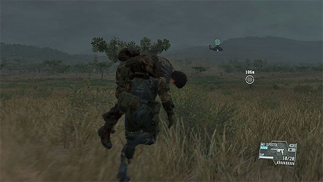 Drugiego członka zespołu rozpoznawczego warto odesłać do bazy śmigłowcem - Uratowanie sojusznika przetrzymywanego w obozie | Misja 17 - Rescue the Intel Agents - Metal Gear Solid V: The Phantom Pain - poradnik do gry