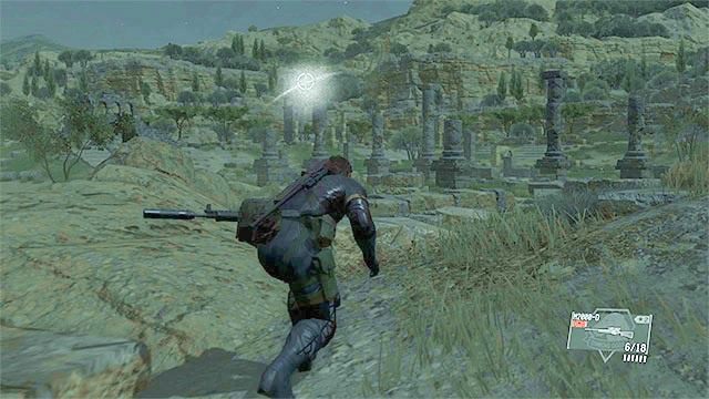 Zanim przejdziemy do wyjaśnienia jak wygrać pojedynek z Quiet kilka słów na temat zestawu jej umiejętności - Pojedynek z Quiet - ogólne założenia | Misja 11 - Cloaked in Silence - Metal Gear Solid V: The Phantom Pain - poradnik do gry