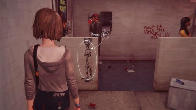 Zdjęcie #10 - Life is Strange: Dark Room - zdjęcia - Life is Strange - poradnik do gry