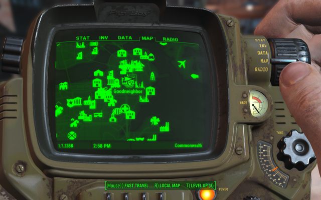 Nick Valentine jest detektywem z Diamond City, który zarazem jest syntetykiem - Fallout 4: Lista wszystkich towarzyszy - Fallout 4 - poradnik do gry