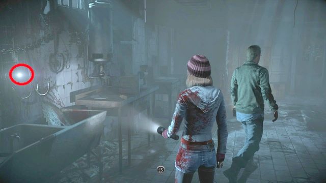 Po zejściu ze schodów idź Ashley do końca korytarza, a znajdziesz się w pomieszczeniu rzeźniczym - Until Dawn: Rozdział 6, wskazówki i totemy - lokalizacja - Until Dawn - poradnik do gry