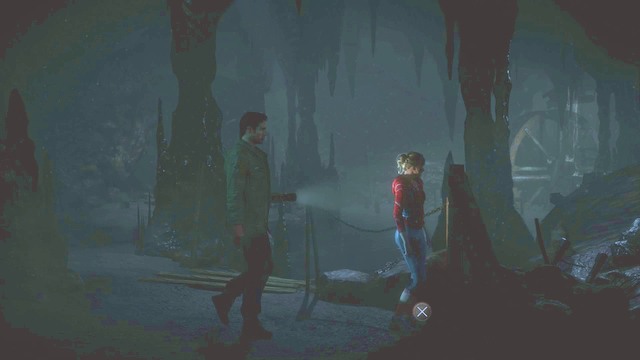 Totem pomyślności koło zejścia do zbiornika wodnego - Until Dawn: Rozdział 10 - solucja, opis przejścia - Until Dawn - poradnik do gry