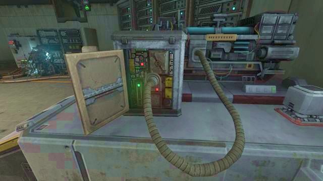 Wetknij kabel do obudowy komputera, by przywrócić zasilanie. - 13 - Laboratorium Theta | Opis przejścia SOMA - SOMA - poradnik do gry