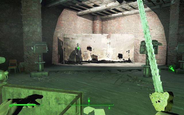 Kostium Srebrnego Fantoma na planie filmowym - Srebrny Fantom | Solucja Fallout 4 - Fallout 4 - poradnik do gry