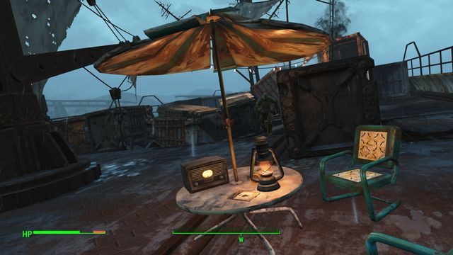 Na stoli pośrodku górnego pokładu leży magazyn Opowieści Handlarza Mięsem z Junktown - Wrak FMS Northern Star | Południowy Boston - Sektor 9 | Mapy Fallout 4 - Fallout 4 - poradnik do gry