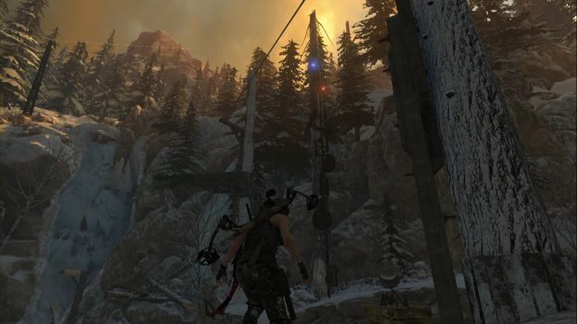Migające światła sygnalizują położenie nadajnika. - Rise of the Tomb Raider: Jak zdobyć wytrych? - Rise of the Tomb Raider - poradnik do gry