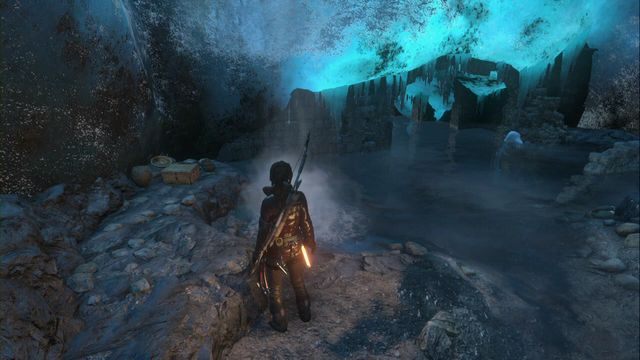 Zaraz po wejściu do jaskini i zeskoczeniu na dół, skrzynia z lewej strony - Artefakty | Jaskinia lodowcowa | Skarby i sekrety w Rise of the Tomb Raider - Rise of the Tomb Raider - poradnik do gry