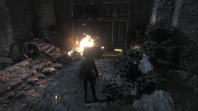 Na moście prowadzącym do zniszczonej wieży, pod bramą na jego początku - Artefakty | Akropol | Skarby i sekrety w Rise of the Tomb Raider - Rise of the Tomb Raider - poradnik do gry