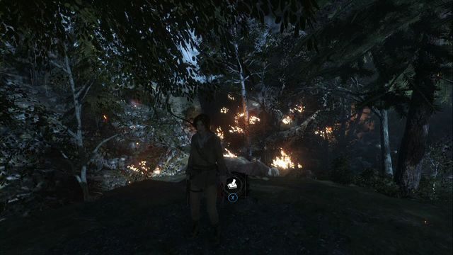 Na pagórku, kawałek od obozu Bazar ocalałych - Skrzynie i freski | Akropol | Skarby i sekrety w Rise of the Tomb Raider - Rise of the Tomb Raider - poradnik do gry