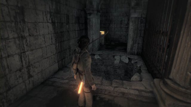 Z obozu Magazyn ognia greckiego przejdź do mniejszej komnaty (kierunek północny), gdzie znajduje się posąg - Artefakty i freski | Podtopione archiwa | Skarby w Rise of the Tomb Raider - Rise of the Tomb Raider - poradnik do gry
