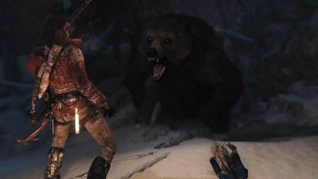 Ostatni etap pierwszego starcia z misiem to prosta sekwencja QTE - Rise of the Tomb Raider: Zbadaj ruiny | Syberia - solucja - Rise of the Tomb Raider - poradnik do gry