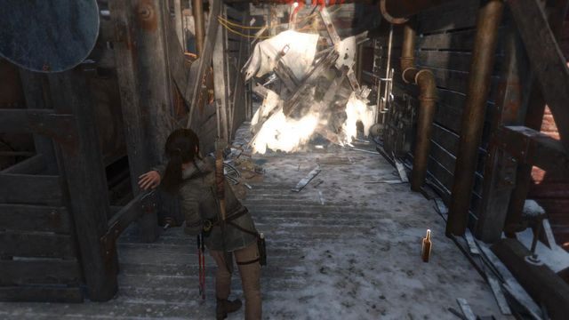 Dalej utoruj sobie drogę koktajlami Mołotowa i bądź gotowy na jeszcze jedną, o wiele cięższą przeprawę z przeciwnikami - Rise of the Tomb Raider: Dołącz do Jacoba | Znów sama - Rise of the Tomb Raider - poradnik do gry