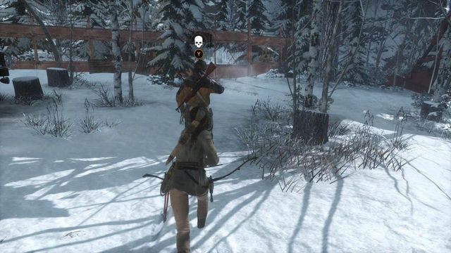 Przed Tobą dość rozległa lokacja patrolowana przez kilkunastu najemników - Rise of the Tomb Raider: Znajdź drogę przez las | Śladami Trójcy - Rise of the Tomb Raider - poradnik do gry