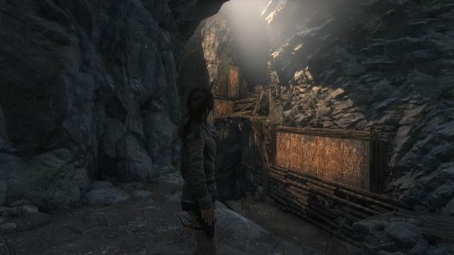 Teraz trzeba będzie postrzelać trochę z łuku specjalnymi strzałami - Rise of the Tomb Raider: Odeprzyj atak Trójcy | Uratować Jonaha - Rise of the Tomb Raider - poradnik do gry