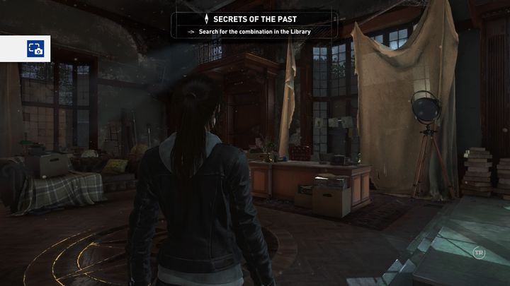 Biblioteka jest dość duża, warto więc zwiedzać ją systematycznie. - Odnajdź klucz uniwersalny | Opis przejścia Rise of the Tomb Raider Więzy Krwi - Rise of the Tomb Raider - poradnik do gry