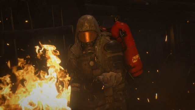 Kiedy brnąc przed siebie pozbędziesz się już wszystkich najemników, pojawi się żołnierz z miotaczem ognia - Rise of the Tomb Raider: Pomóż w obronie wioski | Przygotowania do boju - Rise of the Tomb Raider - poradnik do gry