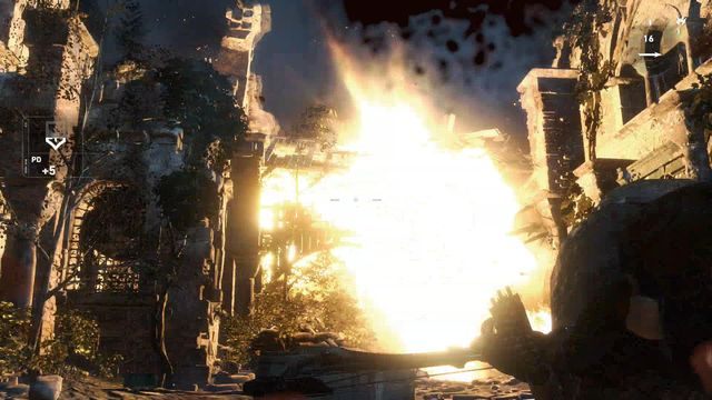 która przyda się za następnym zakrętem, wystrzelona w przeciwników stojących na kładce przerzuconej nad ziemią - Rise of the Tomb Raider: Zaatakuj Trójcę, aby wywabić helikopter - Rise of the Tomb Raider - poradnik do gry