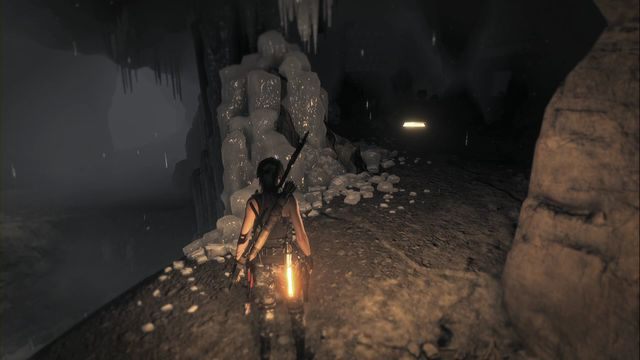 Po wejściu do krypty znajdującej się nieopodal obozu Widok na kompleks - Dokumenty | Kompleks radziecki | Skarby i sekrety w Rise of the Tomb Raider - Rise of the Tomb Raider - poradnik do gry