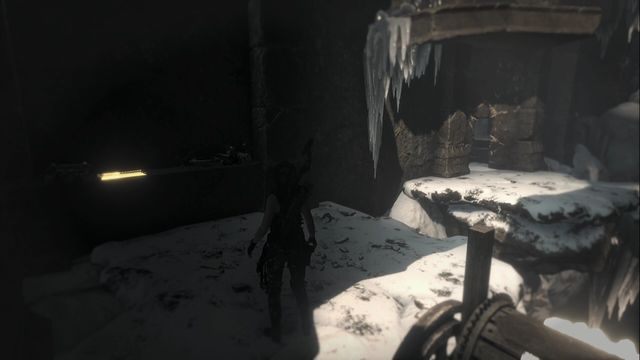 W grobowcu Głos Boga, przy wciągarce - Dokumenty | Kompleks radziecki | Skarby i sekrety w Rise of the Tomb Raider - Rise of the Tomb Raider - poradnik do gry