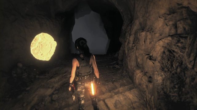 Po wejściu do krypty znajdującej się nieopodal obozu Widok na kompleks - Freski | Kompleks radziecki | Skarby i sekrety w Rise of the Tomb Raider - Rise of the Tomb Raider - poradnik do gry