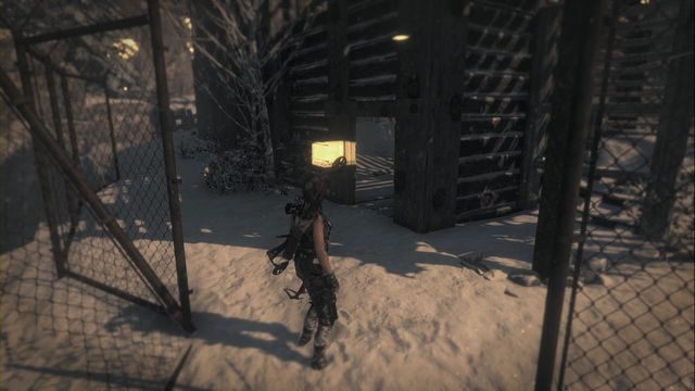 Pod drewnianym domem, w obozie Miejsce wycinki - Skrzynie i skarby z krypty | Kompleks radziecki | Skarby Rise of the Tomb Raider - Rise of the Tomb Raider - poradnik do gry