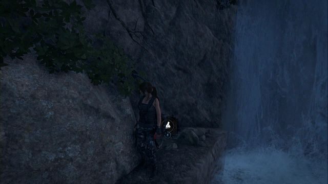 Na skale tuż przy wodospadzie, przejdź tutaj wzdłuż wody, z obozu Grzbiet górski - Zestawy surwiwalowe | Geotermiczna dolina | Skarby w Rise of the Tomb Raider - Rise of the Tomb Raider - poradnik do gry
