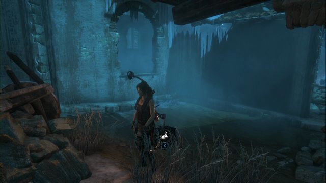 W krzakach, niedaleko budynku i gruzu - Zestawy surwiwalowe | Zaginione miasto | Skarby w Rise of the Tomb Raider - Rise of the Tomb Raider - poradnik do gry