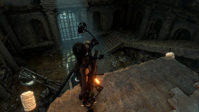 Dźwignie wpuszczające gaz znajdują się po obu stronach półki skalnej. - Grobowiec - Komnata egzorcyzmu | Zaginione miasto | Rise of the Tomb Raider - Rise of the Tomb Raider - poradnik do gry