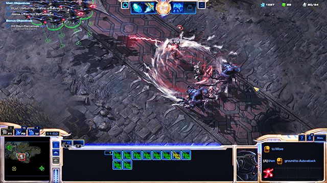 Twoja baza będzie od czasu do czasu atakowana przez małe grupki protossów - Misja 13 - RakShir | Kampania - Dziedzictwo Otchłani | Starcraft II - StarCraft II: Legacy of the Void - poradnik do gry