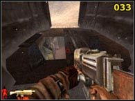 Przechodząc pod napotkanym wrakiem czołgu zdobędziesz apteczkę - Misja I - część 2 | Iron Storm - Iron Storm - poradnik do gry