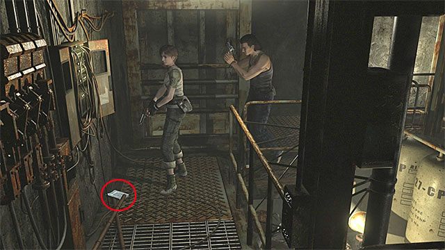 Dokończ badanie pomieszczenia, w którym pojawił się boss, a zlokalizujesz zielony przycisk na ścianie - Odnalezienie i użycie płyty głównej | Oczyszczalnia | Resident Evil Zero HD - Resident Evil Zero HD - poradnik do gry