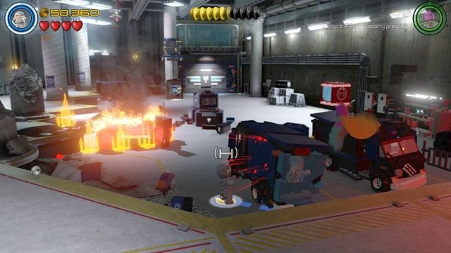 Stana Lee spotkasz uwięzionego w samochodzie, w garażu - Stan Lee / Czerwony klocek | Loki, pierwsze kroki - sekrety - LEGO Marvels Avengers - poradnik do gry