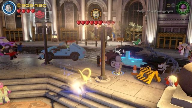 Po prawej stronie znajdziesz samochód pokazany na obrazku - Minizestawy | Kino plenerowe - sekrety | LEGO Marvels Avengers - LEGO Marvels Avengers - poradnik do gry