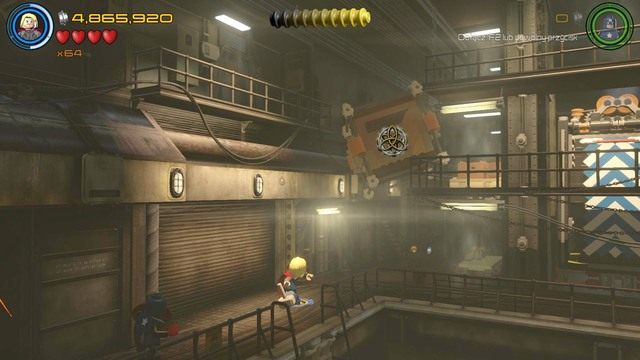 Po zniszczeniu drugiej skrzyni, która została pokazana na obrazku, za ziemi rozsypią się klocki - Minizestawy | Wyrzuć ten gniew - sekrety | LEGO Marvels Avengers - LEGO Marvels Avengers - poradnik do gry