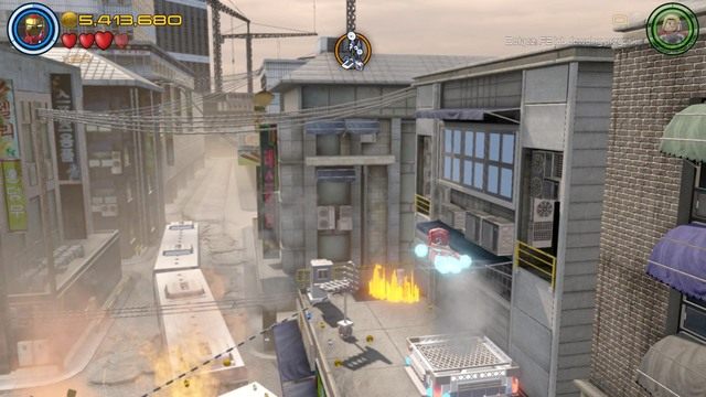 Stan Lee uwięziony jest w ostatniej części misji - Stan Lee / Czerwony klocek | Koreańska kabała kolejowa - sekrety - LEGO Marvels Avengers - poradnik do gry