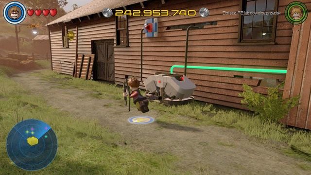 Za stodołą znajdziesz zamknięty pojemnik, który zawiera kolejny złoty klocek - Złote klocki | Farma Bartona - sekrety | LEGO Marvels Avengers - LEGO Marvels Avengers - poradnik do gry