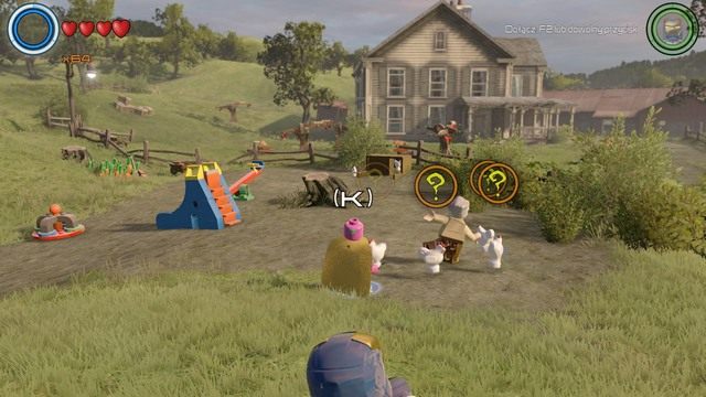 Stan Lee znajduje się na środku farmy - Stan Lee / Wyścigi | Farma Bartona - sekrety | LEGO Marvels Avengers - LEGO Marvels Avengers - poradnik do gry