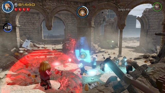 Trzecia faza walki z Ultronem odbywa się w trzech partiach - Ultron traci rezon | Opis przejścia | LEGO Marvels Avengers - LEGO Marvels Avengers - poradnik do gry