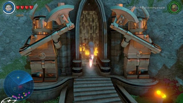 Po lewej stronie lokacji znajdziesz pomieszczenie, w którym uwięziony został Stan Lee - Stan Lee / Wyścigi | Asgard - sekrety | LEGO Marvels Avengers - LEGO Marvels Avengers - poradnik do gry